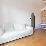 Agostini 9- Bright Flat Apartament *