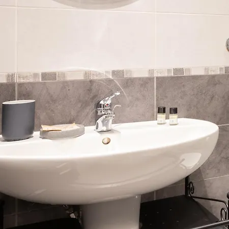 Apartman Agostini 9- Bright Flat *